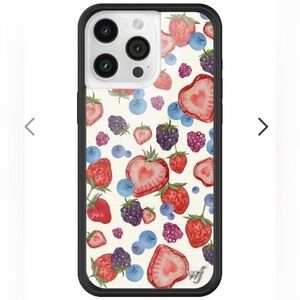 NWT iPhone 15 Pro Max Wildflower Case